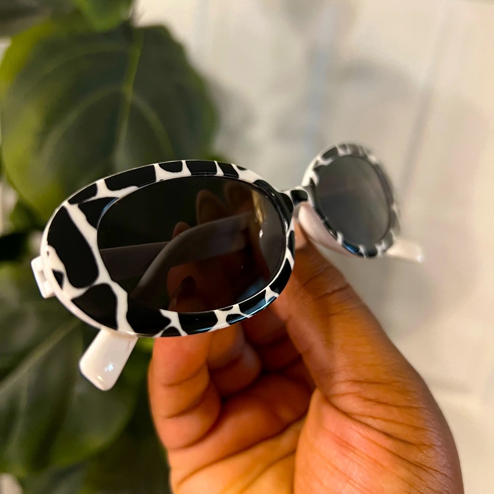 1pc Fashionable Cow Printed Oval Frame Y2K Unisex Oversized Fashion Glasses - Picture 3 of 7
